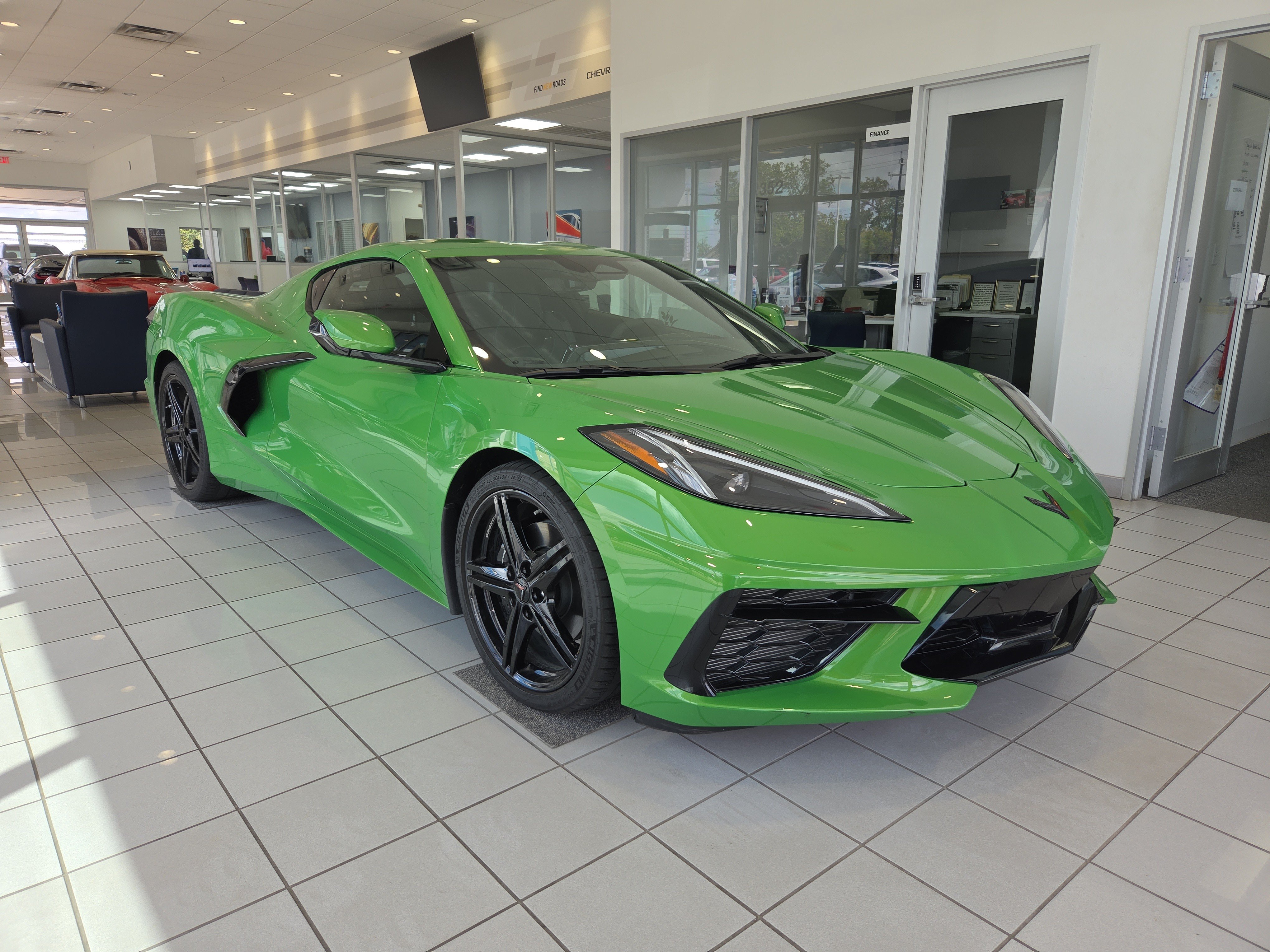 Used 2026 Chevrolet Corvette Stingray Coupe w/ 1LT RWD image 3