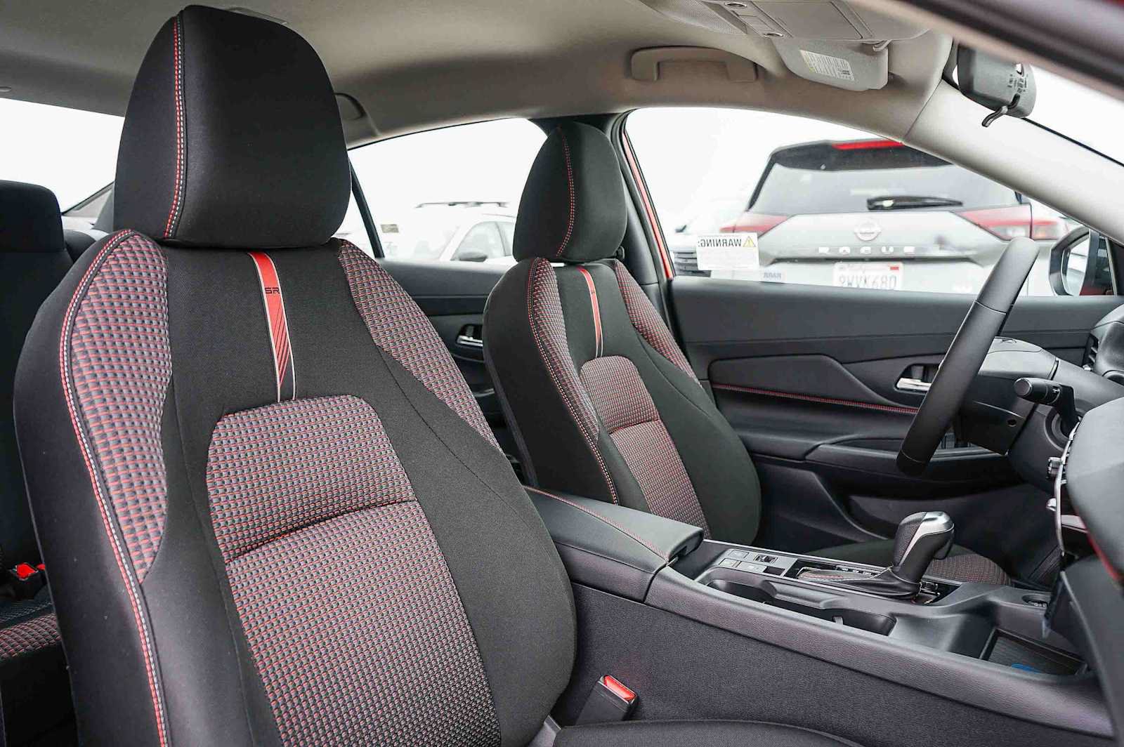 Used 2027 Nissan Sentra SR w/ Floor Mat Package FWD image 16