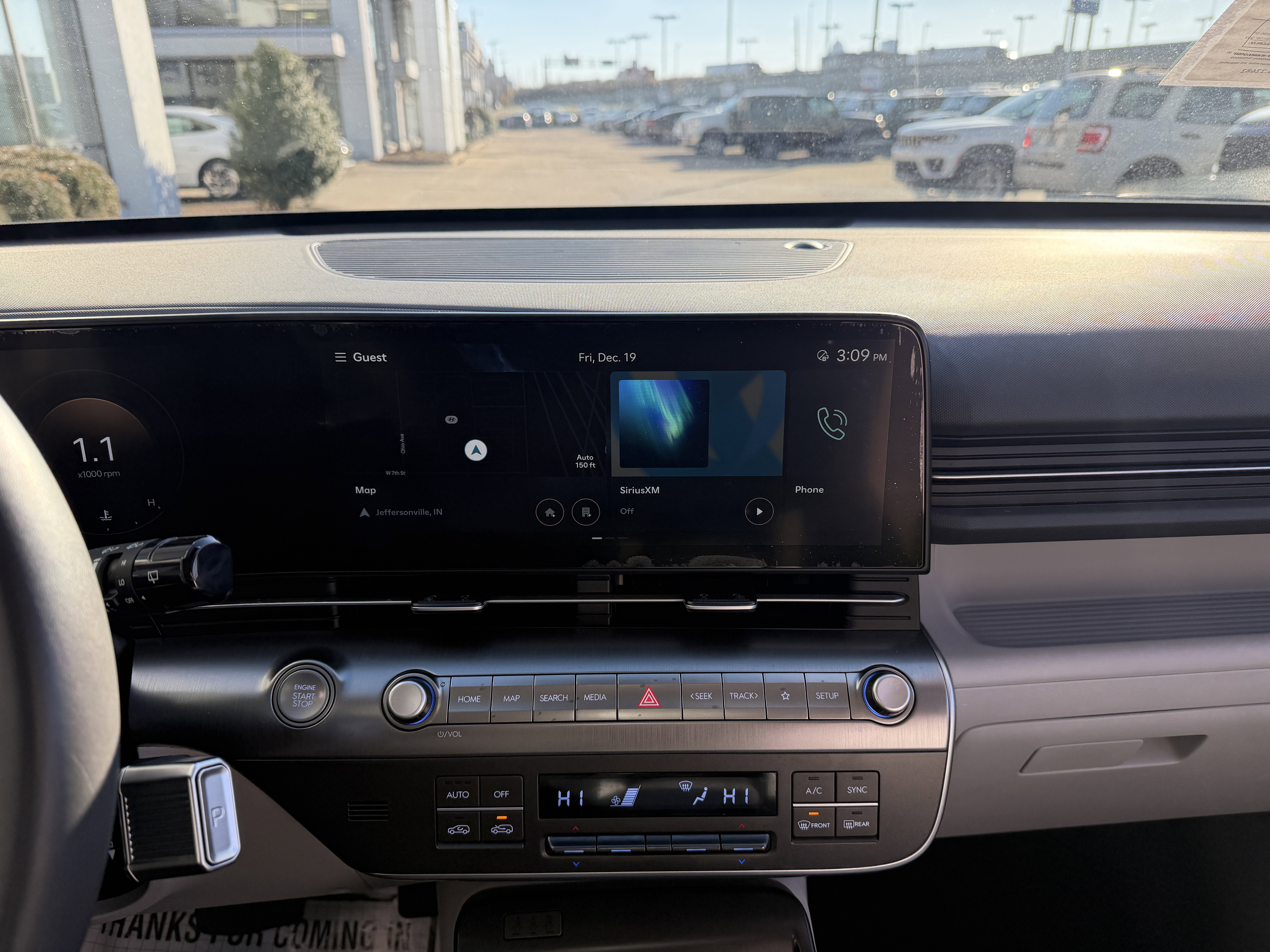 Certified 2025 Hyundai Kona SEL image 32