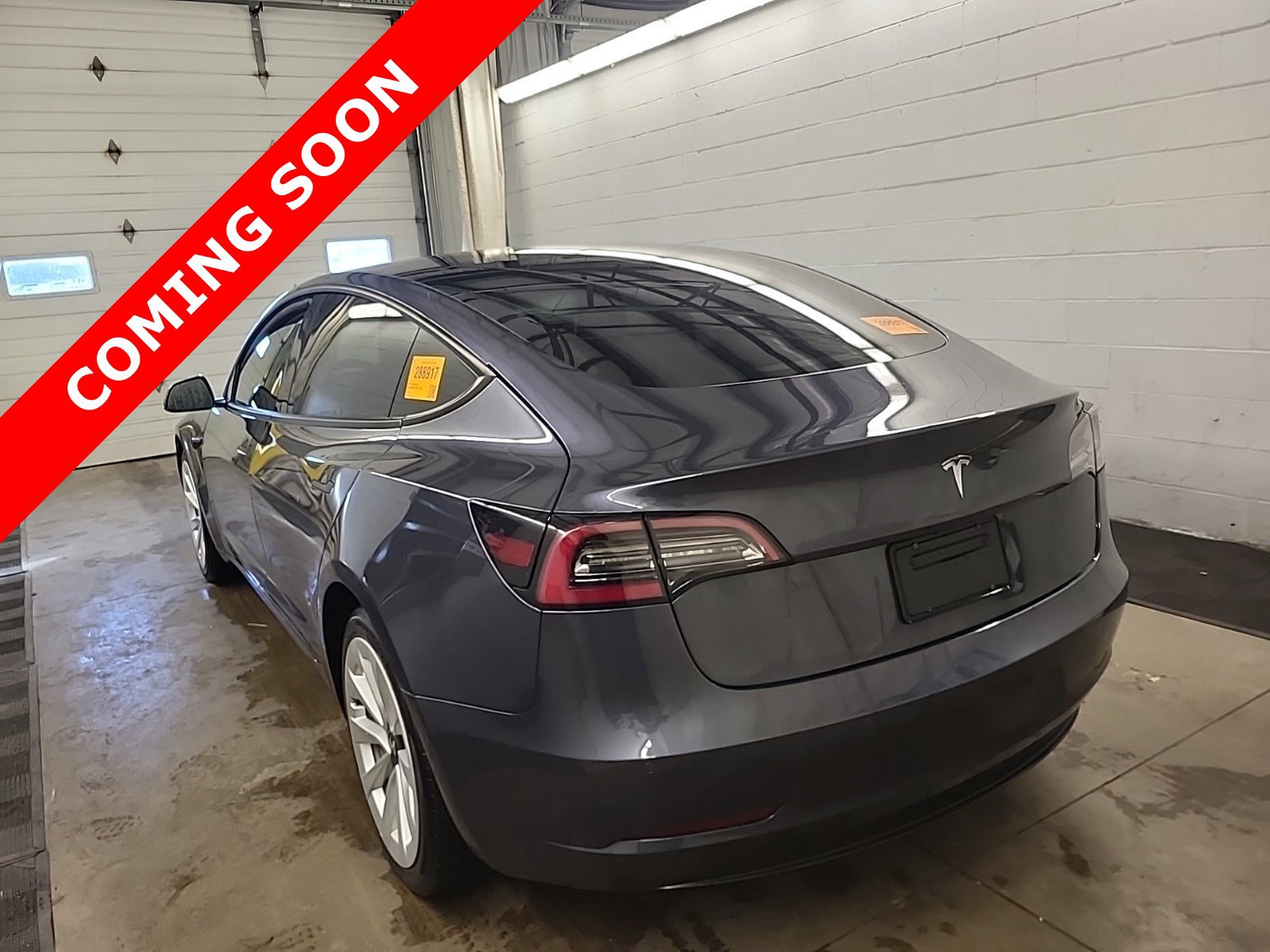 Used 2022 Tesla Model 3 image 3