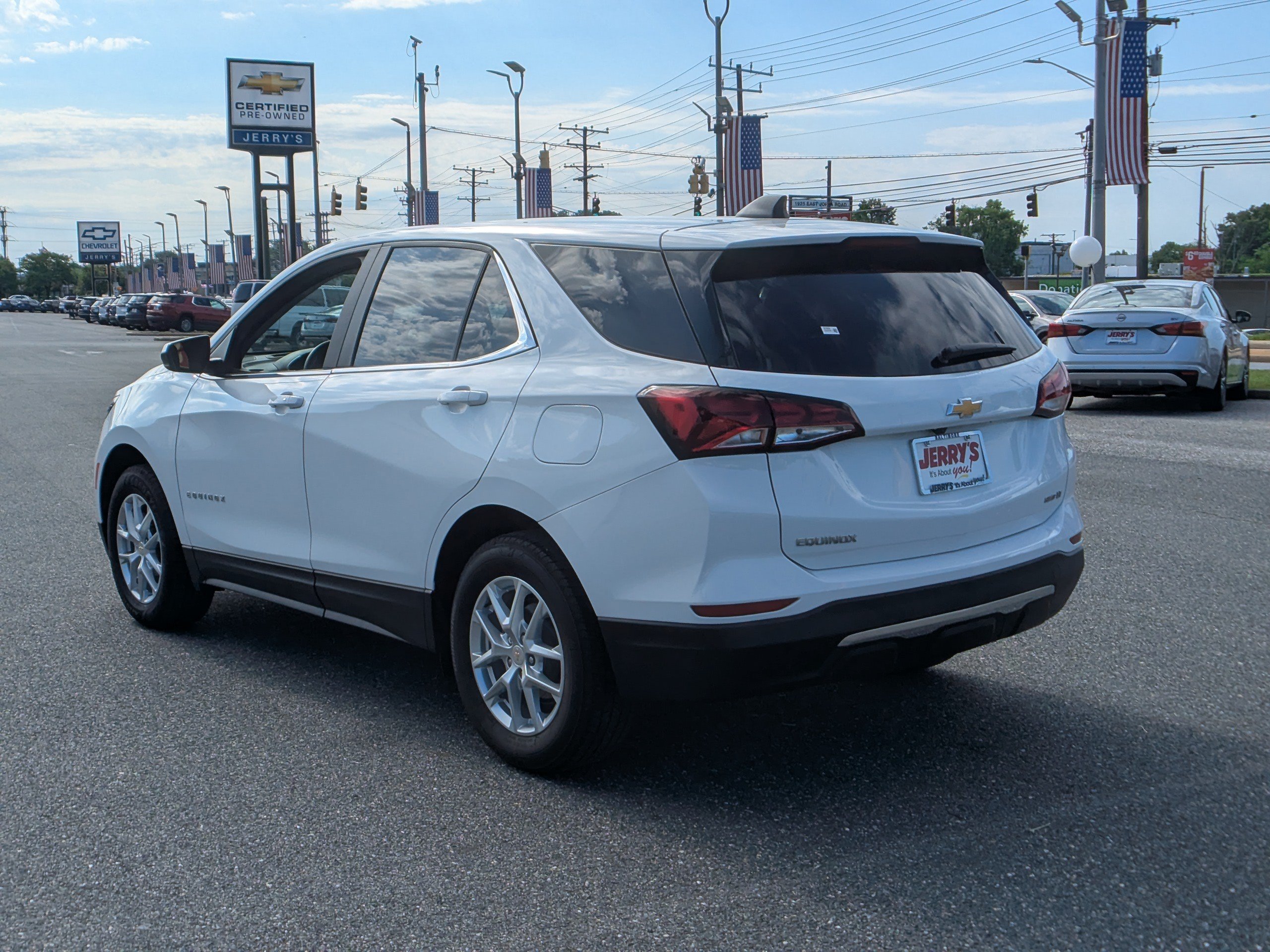 Used 2023 Chevrolet Equinox LT AWD/4WD image 6
