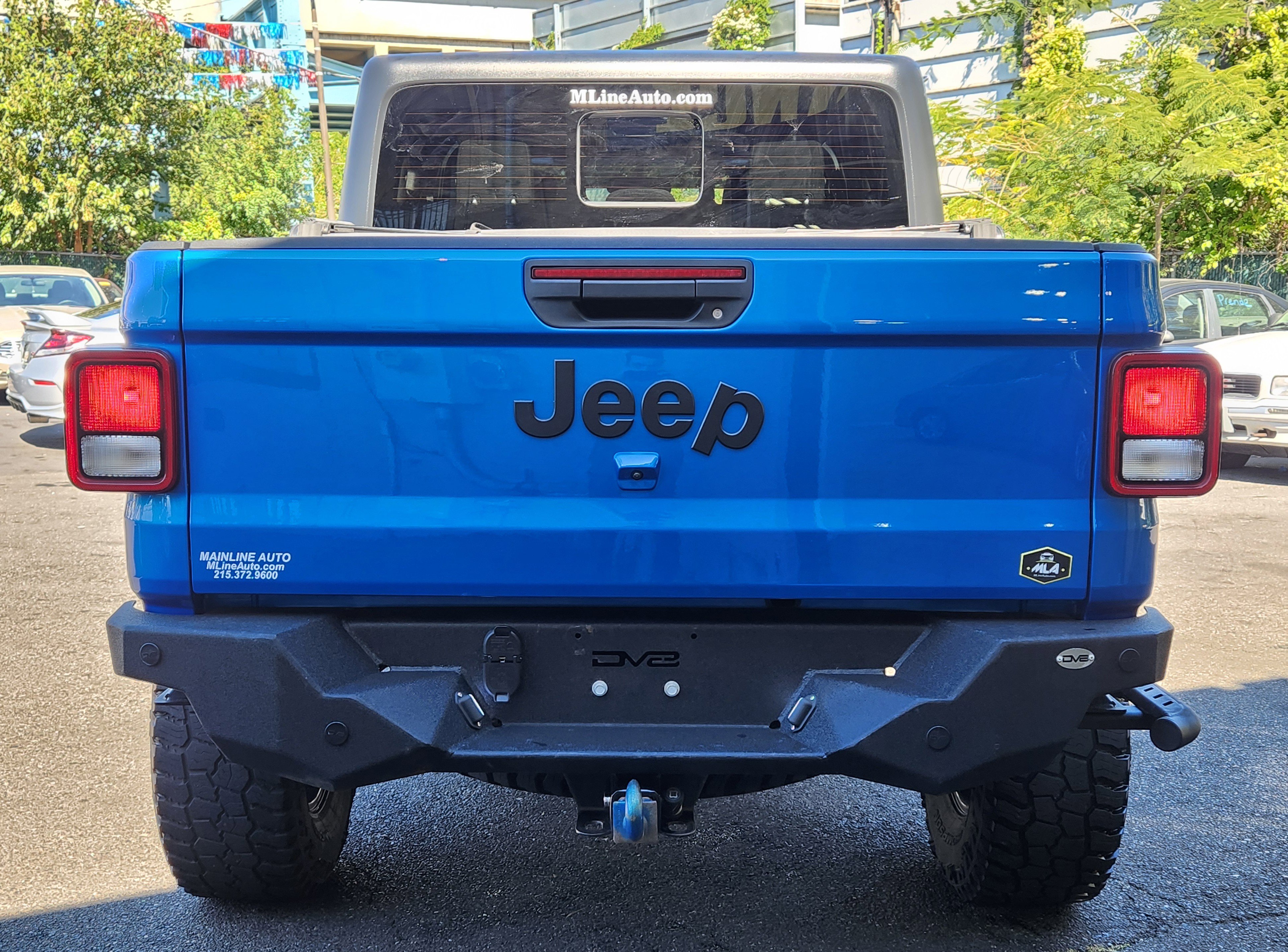 Used 2021 Jeep Gladiator Sport image 4