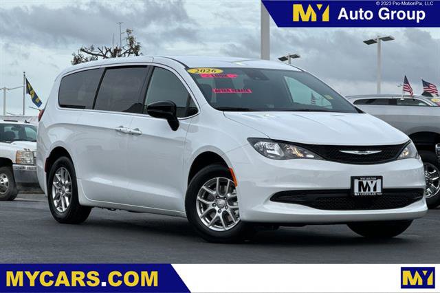 New 2026 Chrysler Voyager LX
