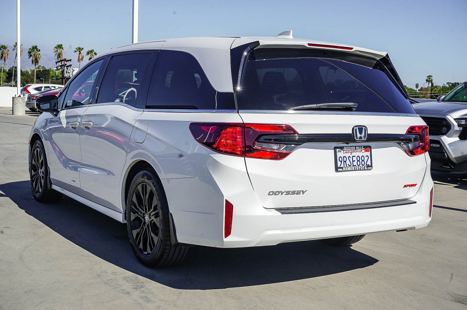 Used 2025 Honda Odyssey Sport-L image 5