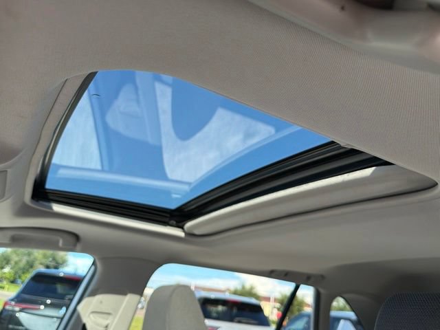 Used 2020 Toyota RAV4 XLE w/ Convenience Package FWD image 25