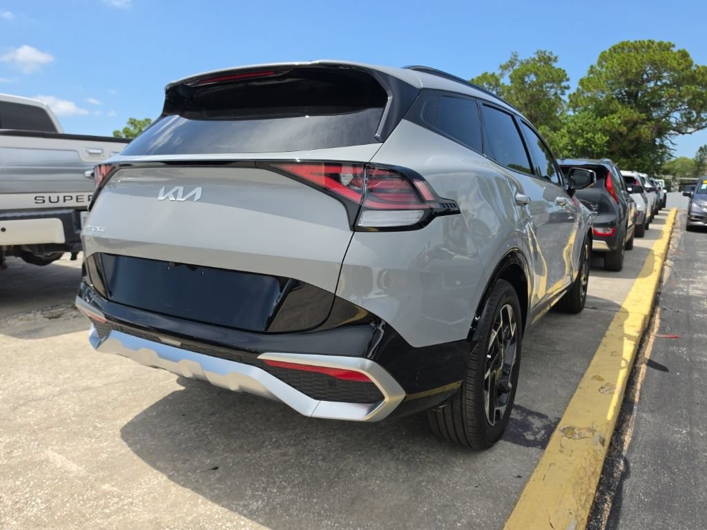 Certified 2024 Kia Sportage SX FWD image 16