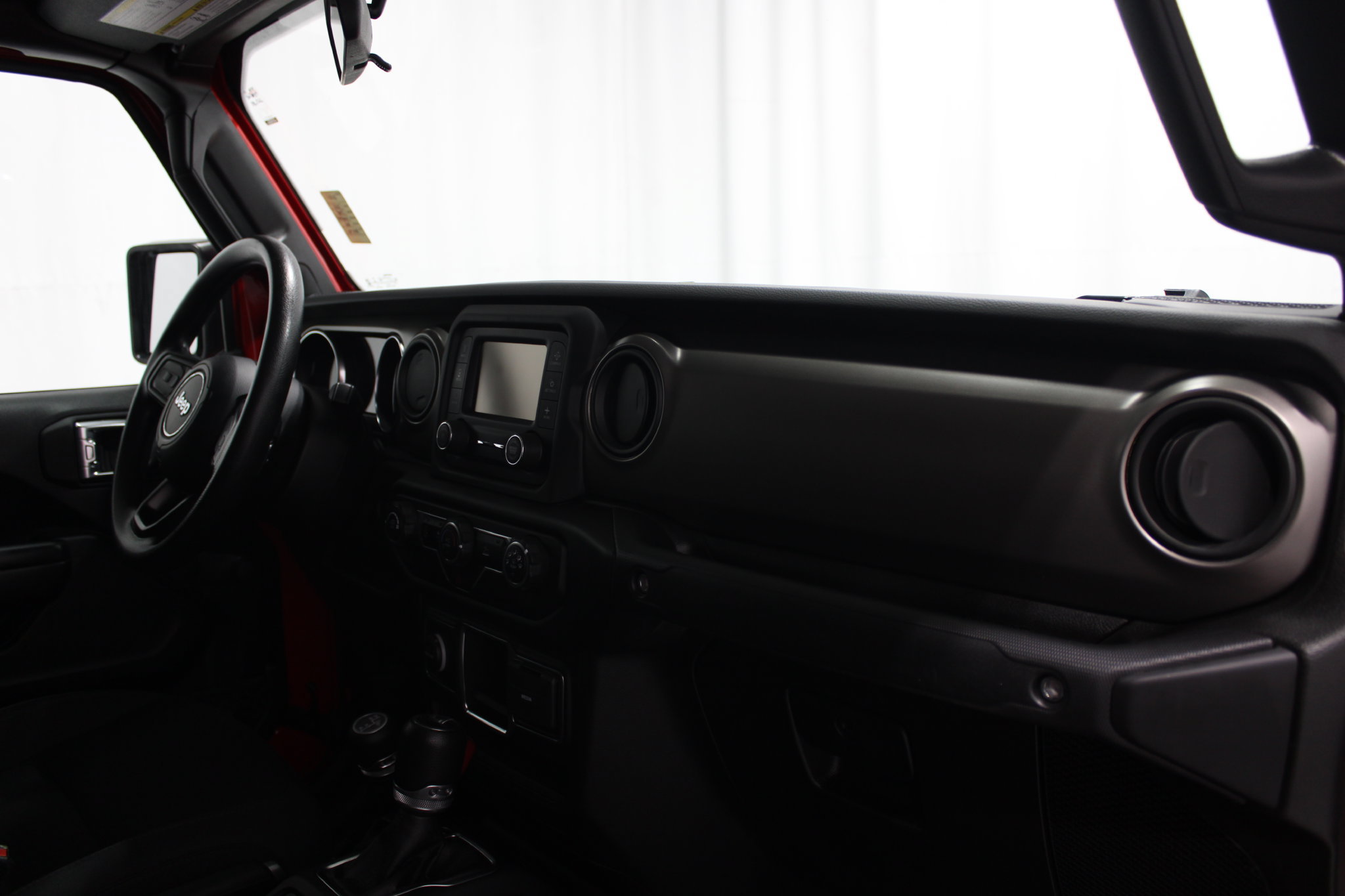 Used 2021 Jeep Gladiator Sport AWD/4WD image 25