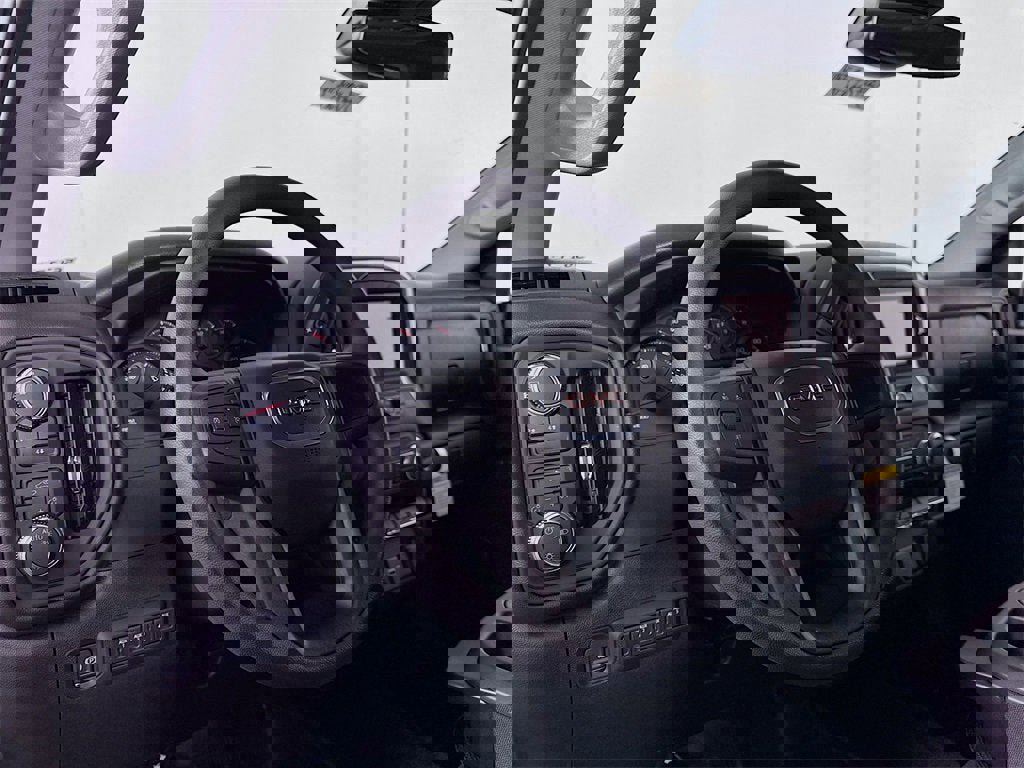 New 2026 GMC Sierra 3500 Pro image 4