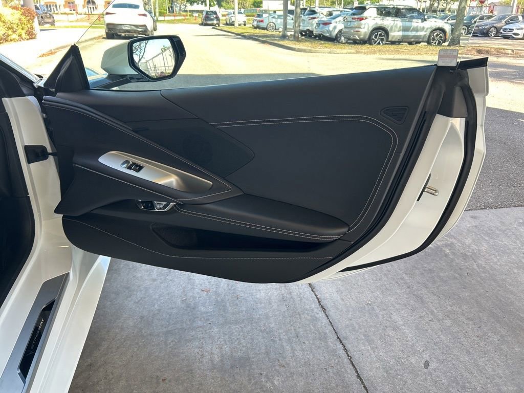 Used 2024 Chevrolet Corvette Stingray Coupe w/ Z51 Performance Package image 27