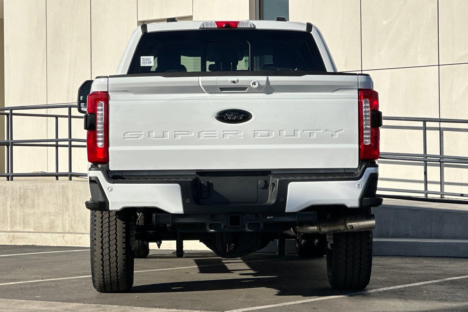 New 2026 Ford F250 Lariat w/ Black Appearance Package image 4