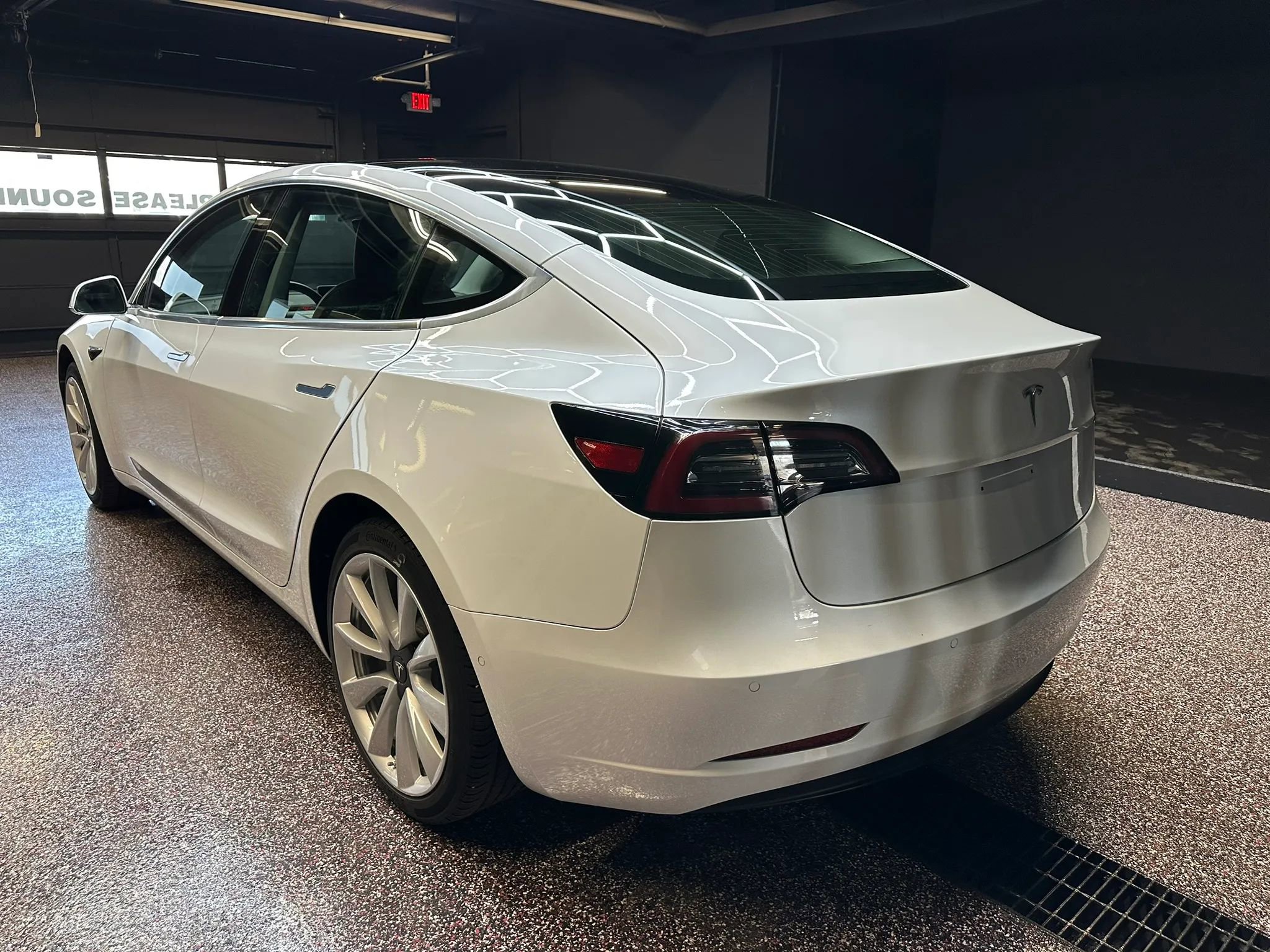 Used 2020 Tesla Model 3 Standard Range Plus image 5