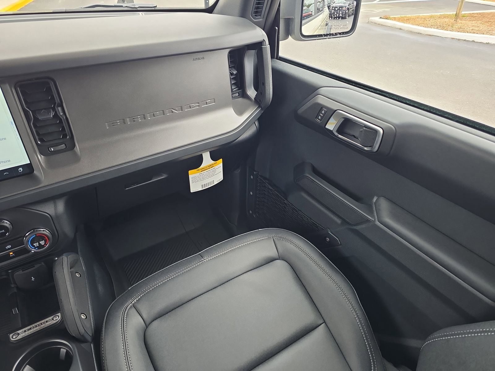 New 2025 Ford Bronco Badlands image 11