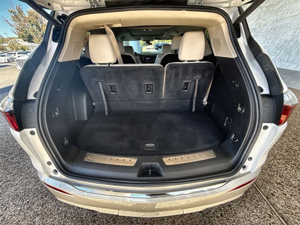 Certified 2022 Buick Enclave Essence w/ Experience Buick Package image 25