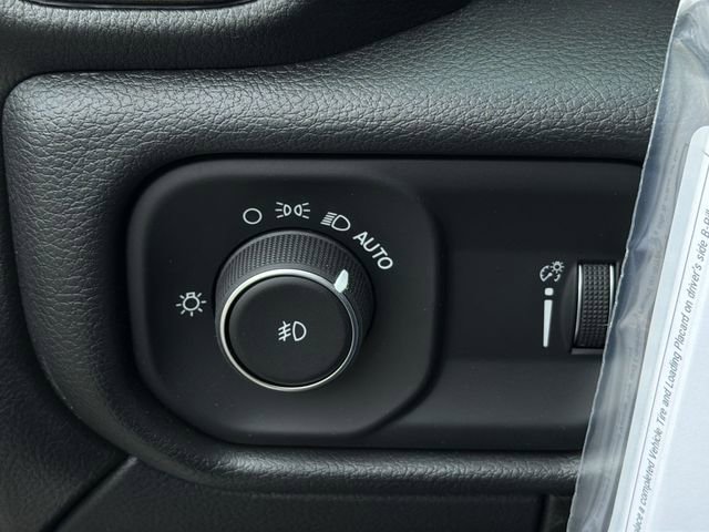 New 2026 RAM 3500 Tradesman w/ Chrome Appearance Group image 34