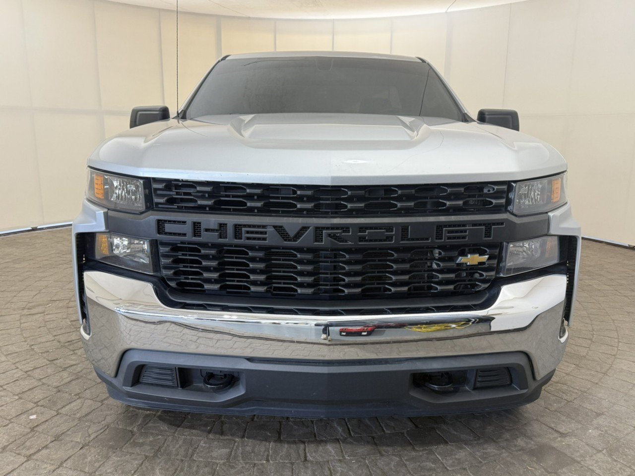 Used 2020 Chevrolet Silverado 1500 W/T AWD/4WD image 2