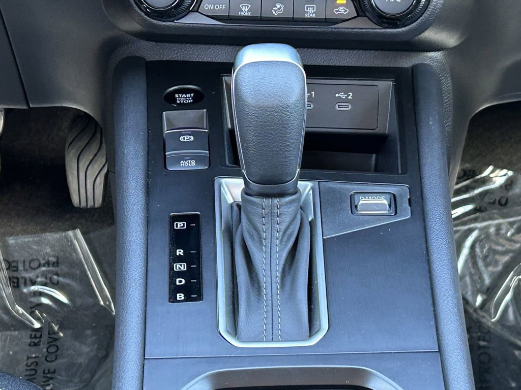 Used 2026 Nissan Kicks SV image 16