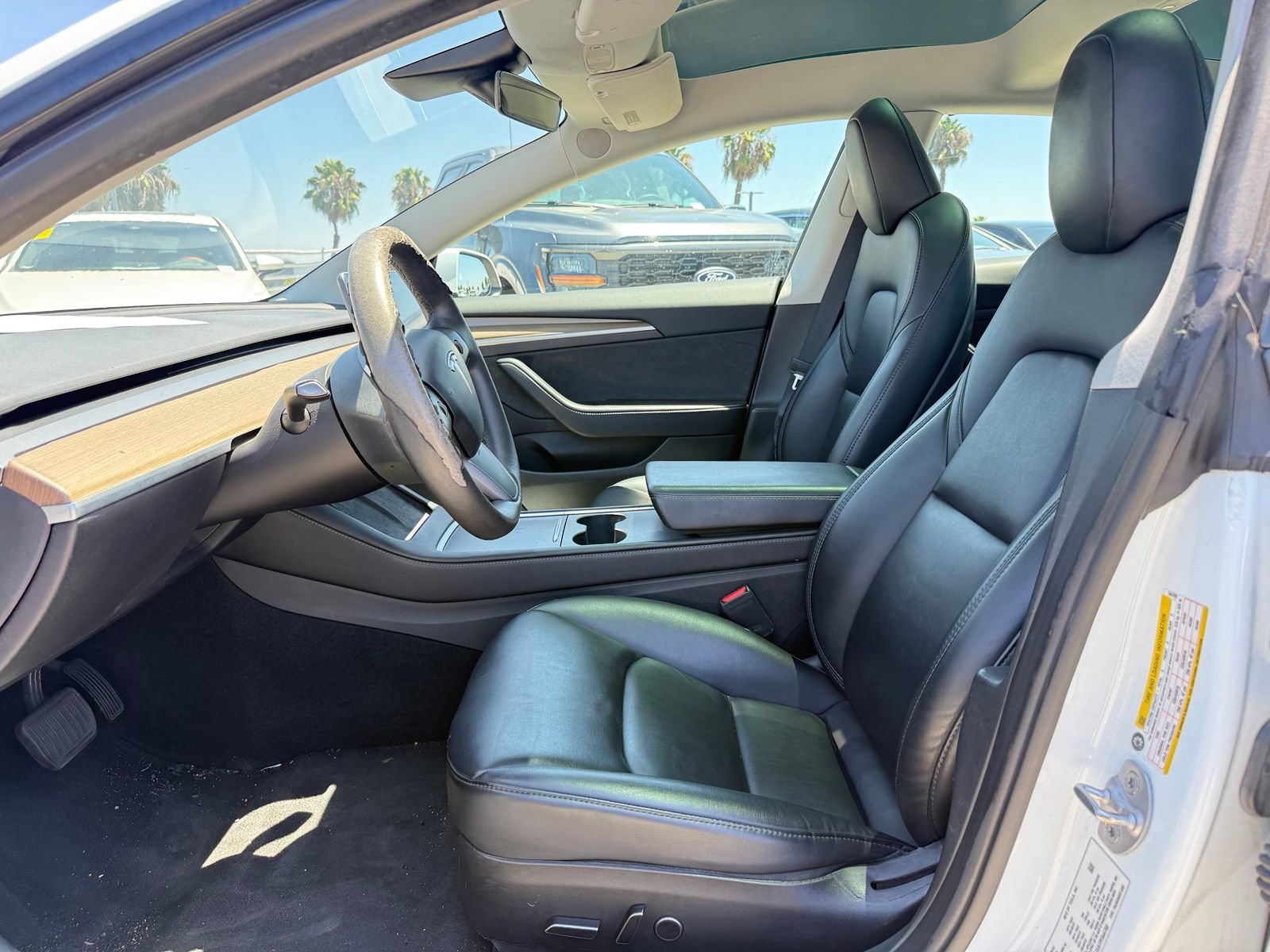 Used 2023 Tesla Model 3 Standard Range RWD image 5