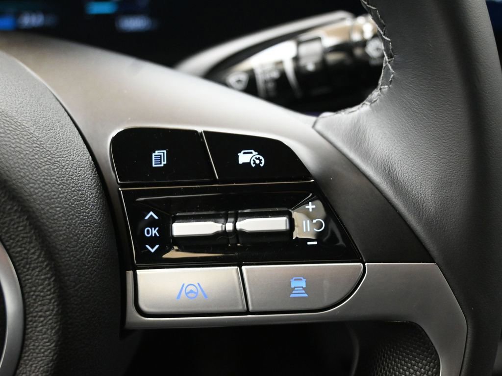 Certified 2024 Hyundai Elantra SEL w/ Convenience Package image 27