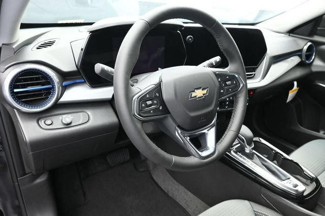 New 2026 Chevrolet Trax LT w/ LT Convenience Package FWD image 19