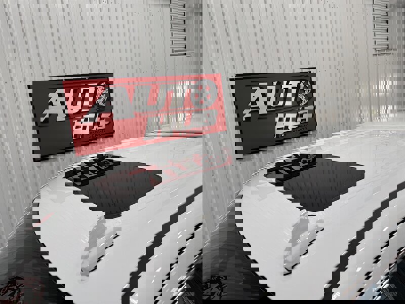 Used 2025 GMC Sierra 1500 SLT w/ SLT Premium Package image 11