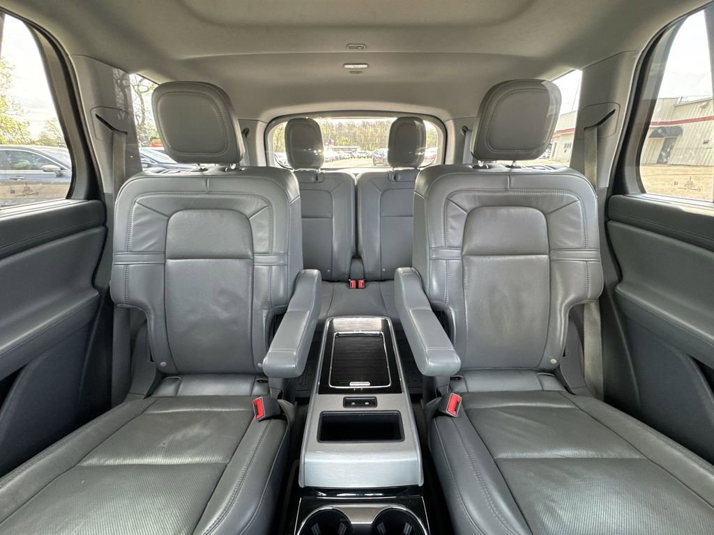 Used 2021 Lincoln Aviator Reserve w/ Equipment Group 202A image 23