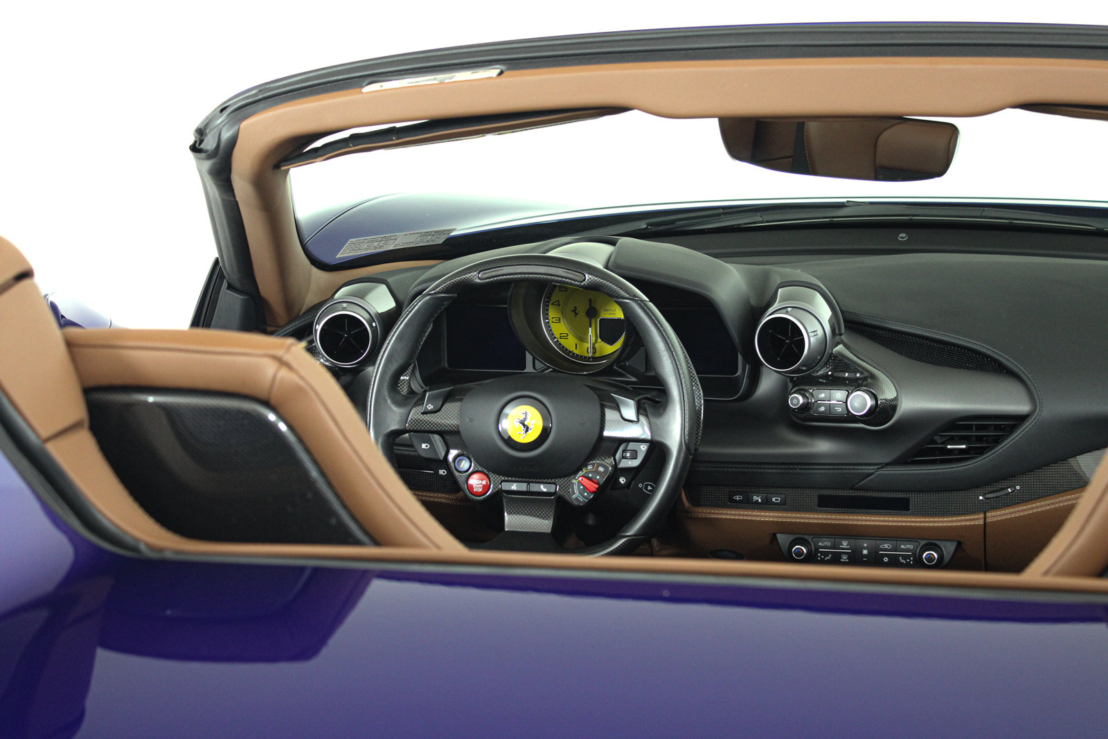 Certified 2023 Ferrari F8 Tributo RWD image 38