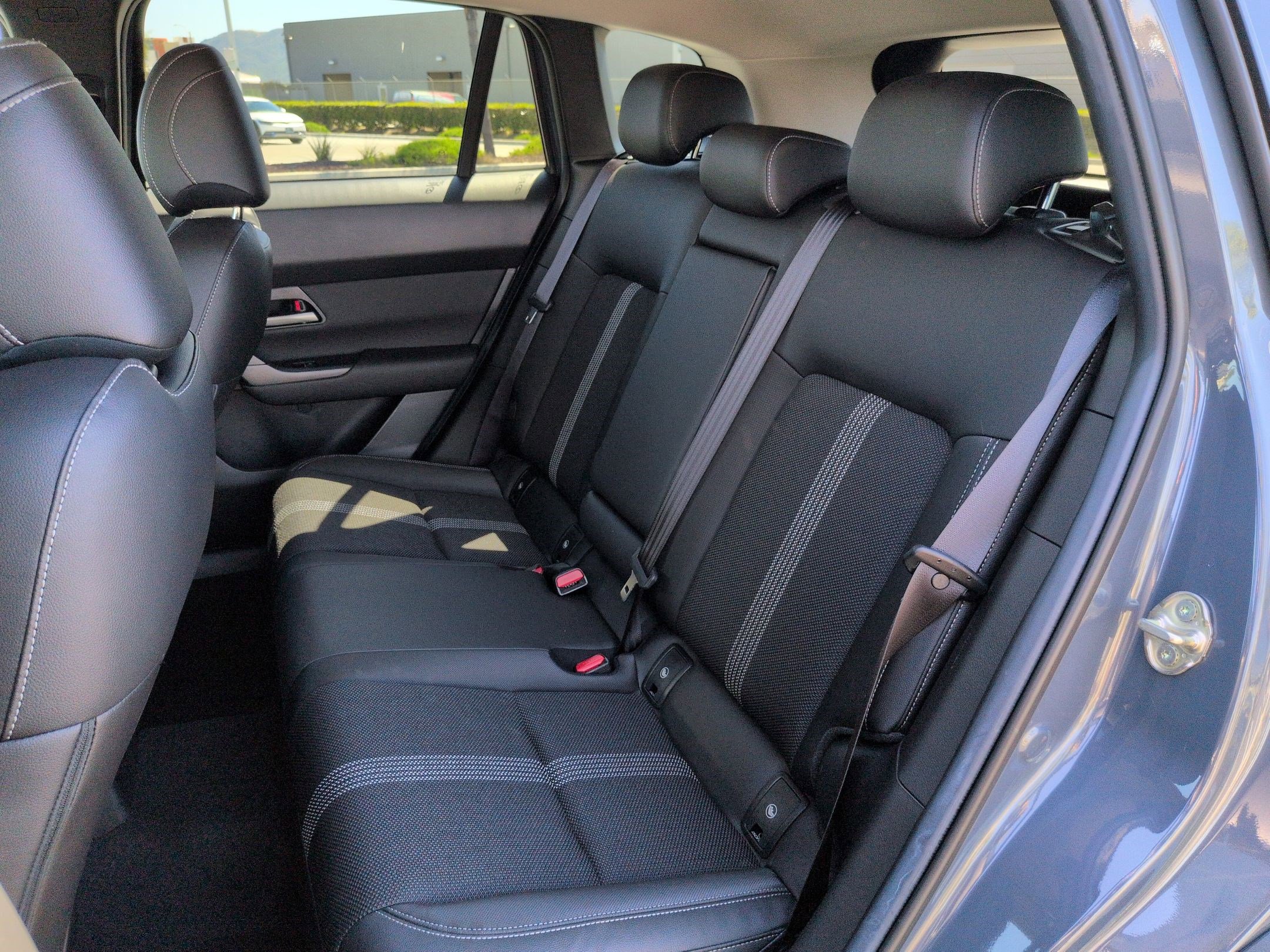 Used 2024 MAZDA CX-50 AWD 2.5 S w/ Cargo Package image 29