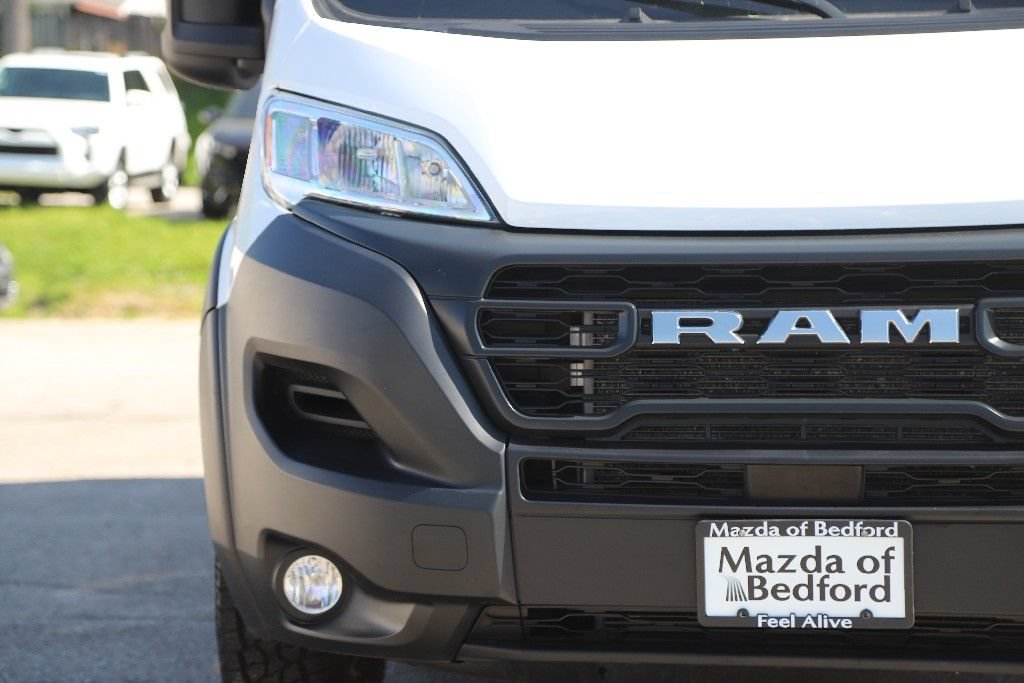 Used 2024 RAM ProMaster 2500 w/ Convenience Group FWD image 19