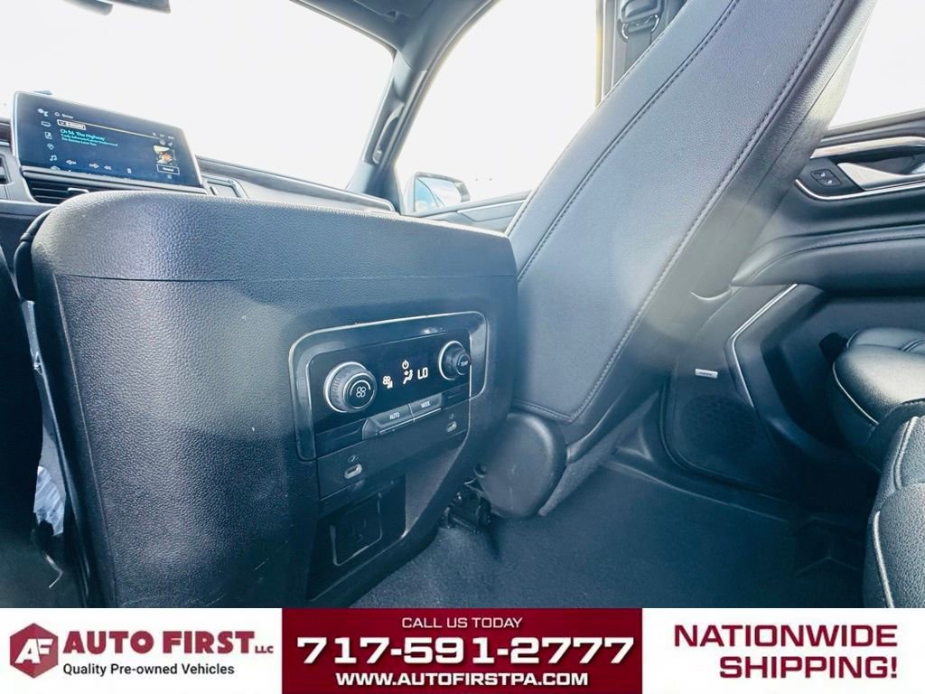 Used 2022 Chevrolet Suburban LT image 22