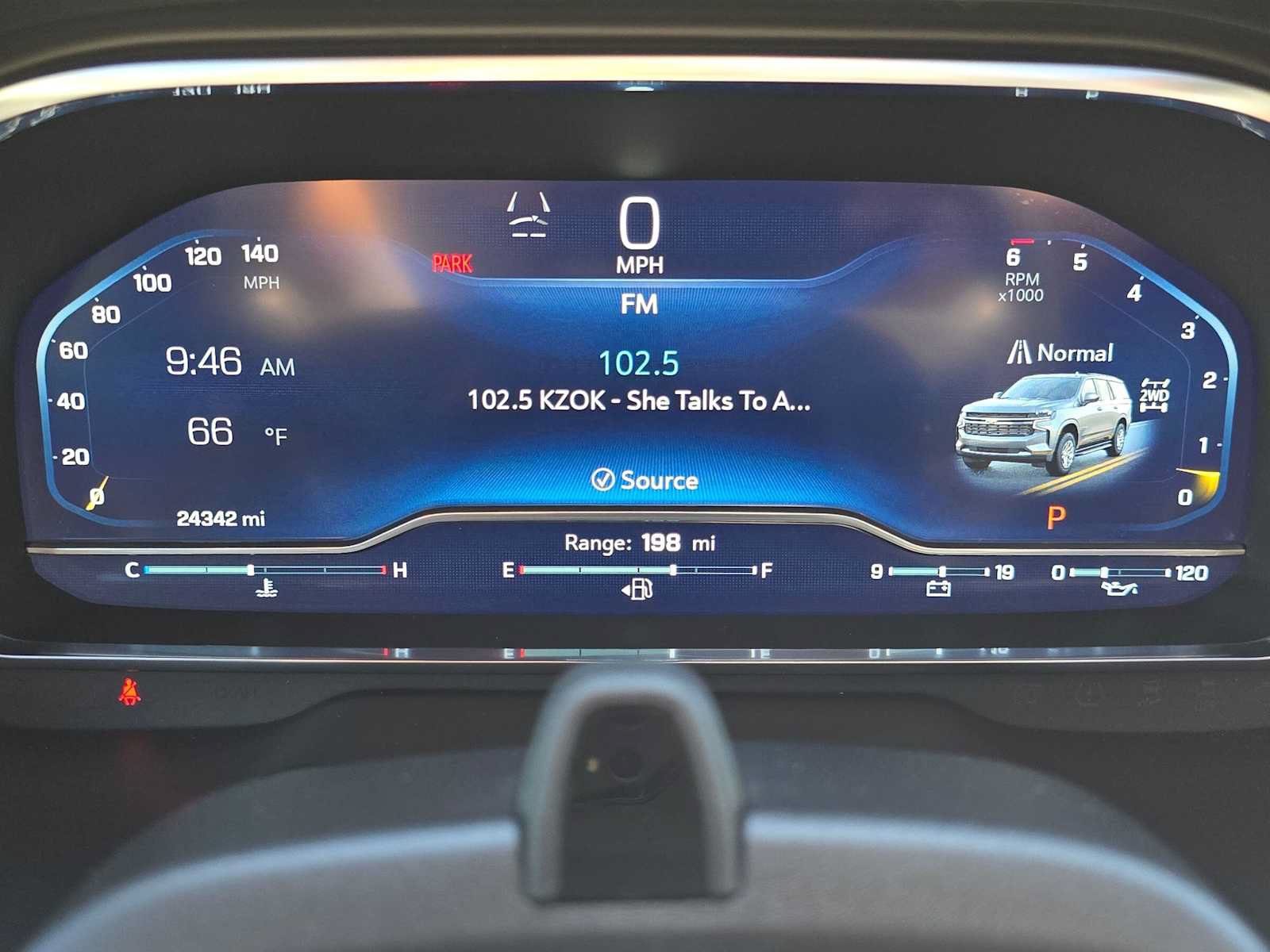 Used 2023 Chevrolet Tahoe Premier w/ Advanced Technology Package AWD/4WD image 27