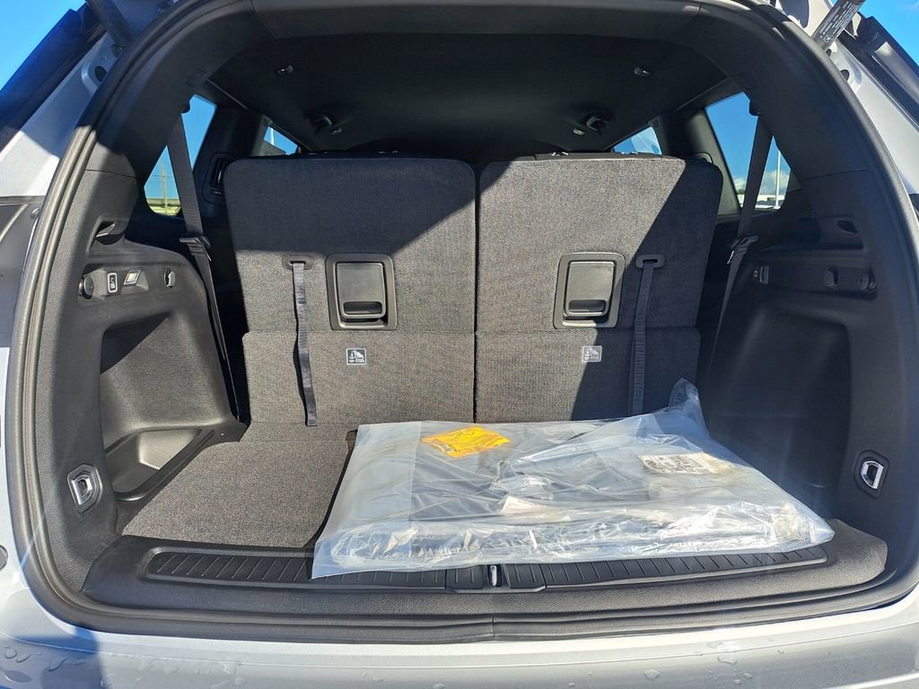 New 2025 Jeep Grand Cherokee L Laredo image 25