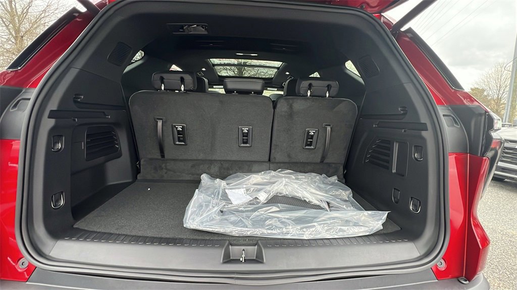 New 2026 Chevrolet Traverse LT w/ Sun and Wheel Package image 10