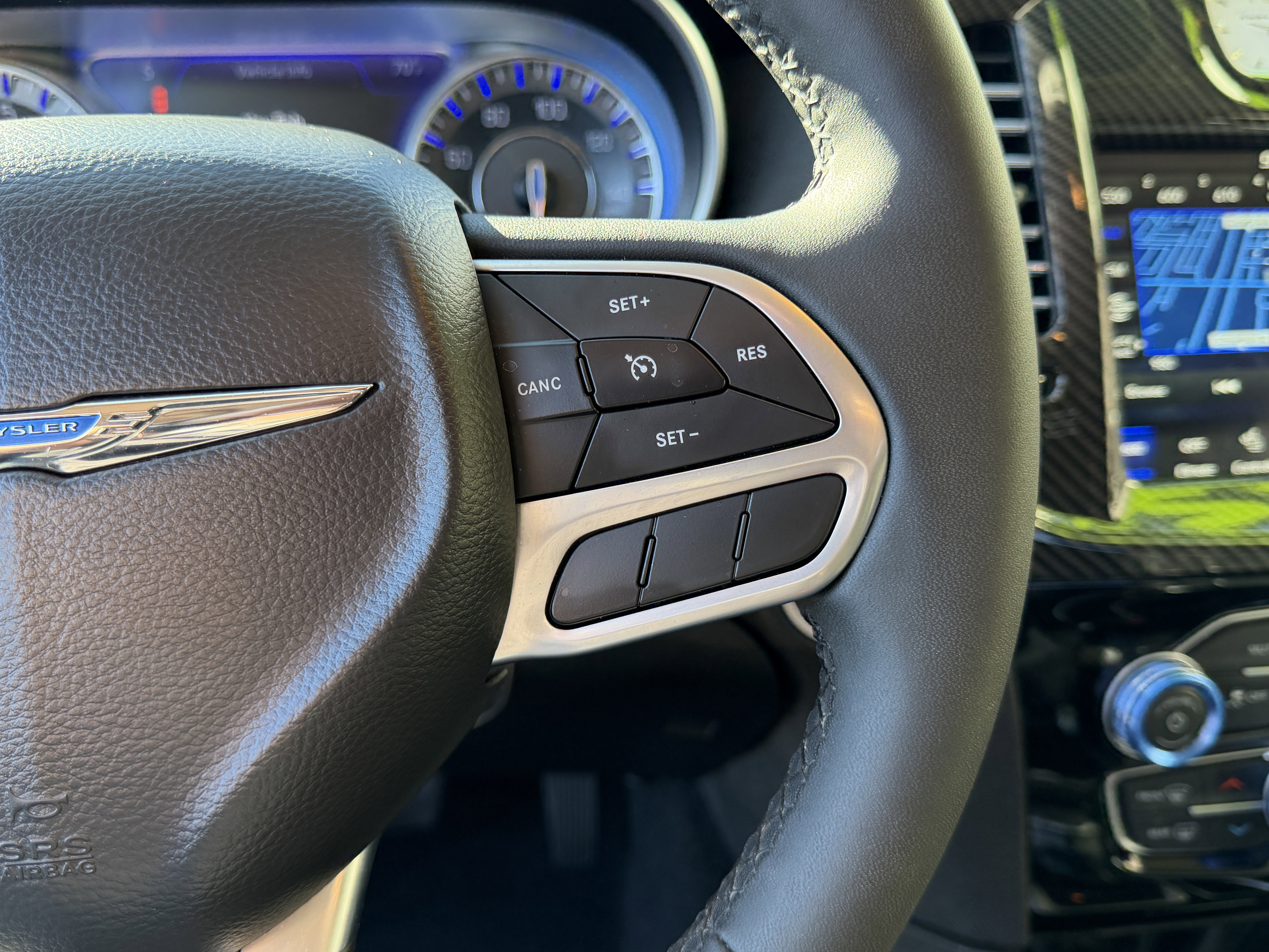 Certified 2023 Chrysler 300 Touring L w/ Popular Equipment Group image 27