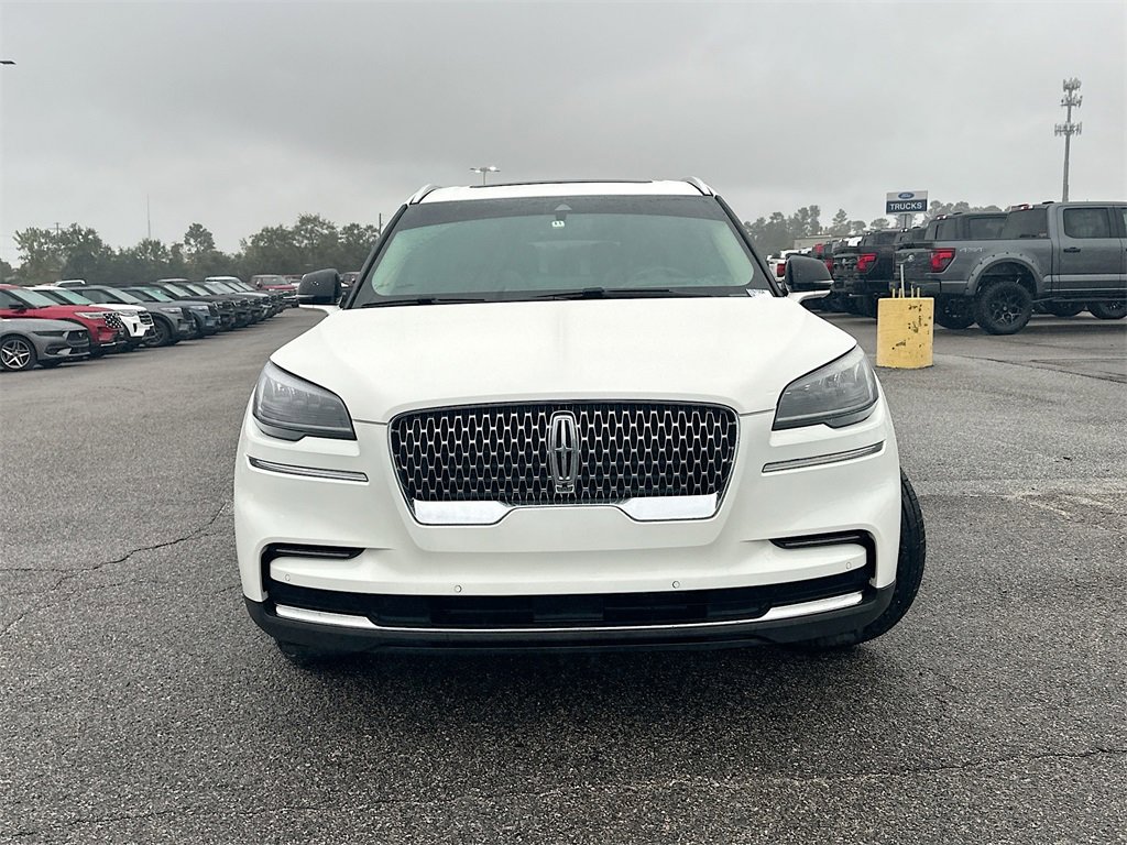 Used 2022 Lincoln Aviator Reserve w/ Equipment Group 201A image 5