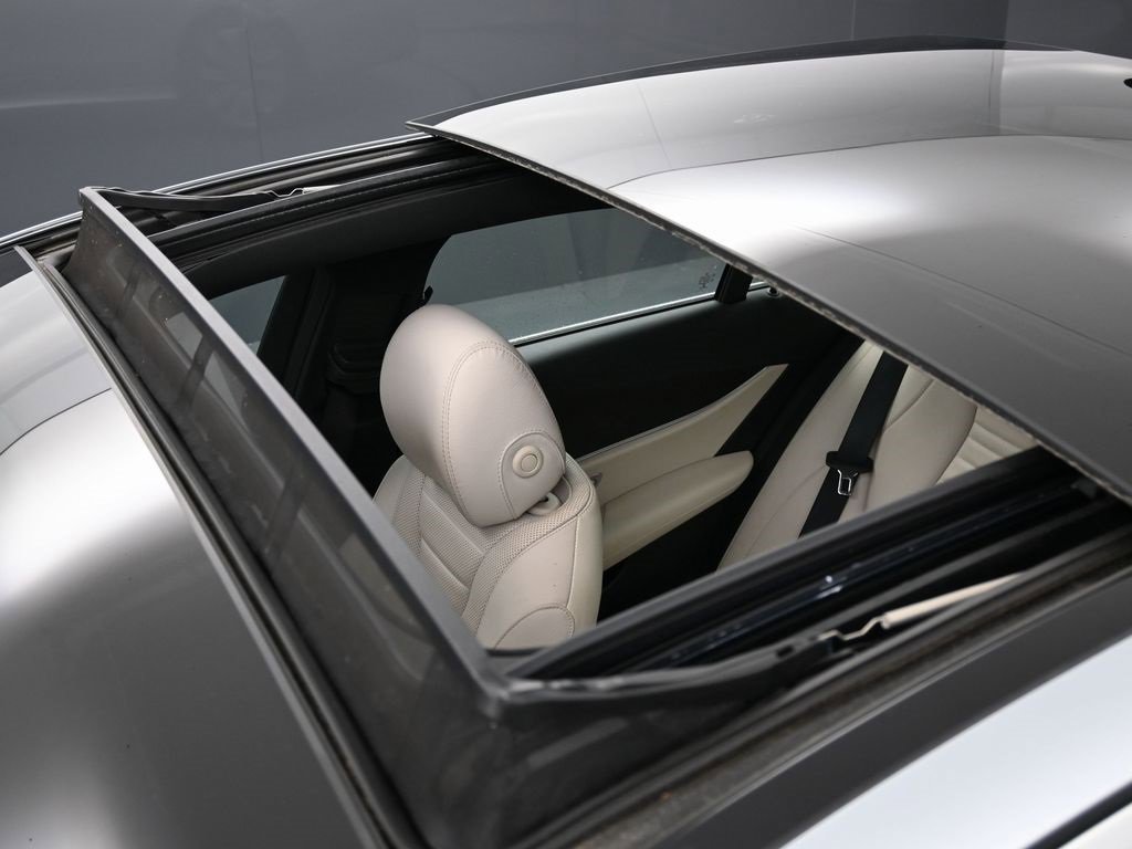 Used 2022 Mercedes-Benz E 350 Sedan image 13