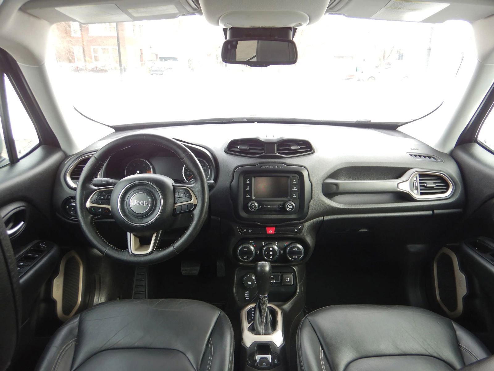 Used 2016 Jeep Renegade Limited AWD/4WD image 15