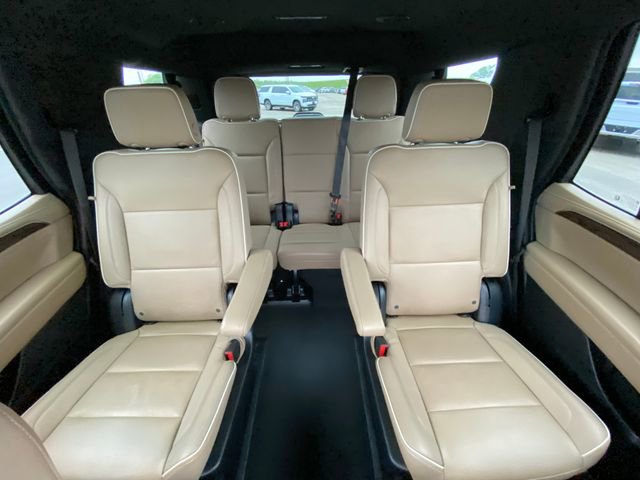 Used 2022 Chevrolet Tahoe Premier AWD/4WD image 13