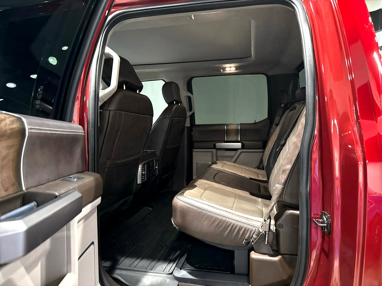 Used 2019 Ford F250 Limited w/ FX4 Off-Road Package image 20