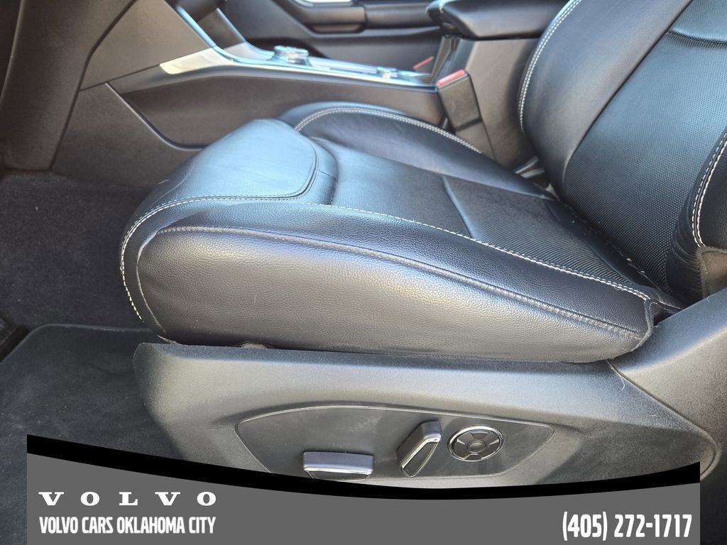 Used 2020 Ford Explorer ST w/ ST Street Pack image 23