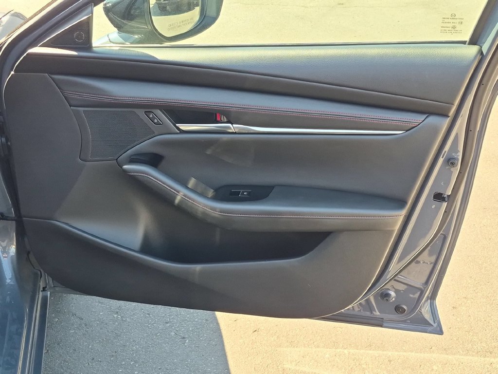 Used 2026 MAZDA MAZDA3 Carbon AWD/4WD image 33