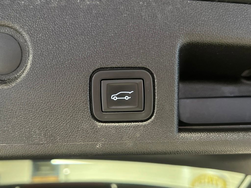 Used 2019 Chevrolet Equinox LT image 44