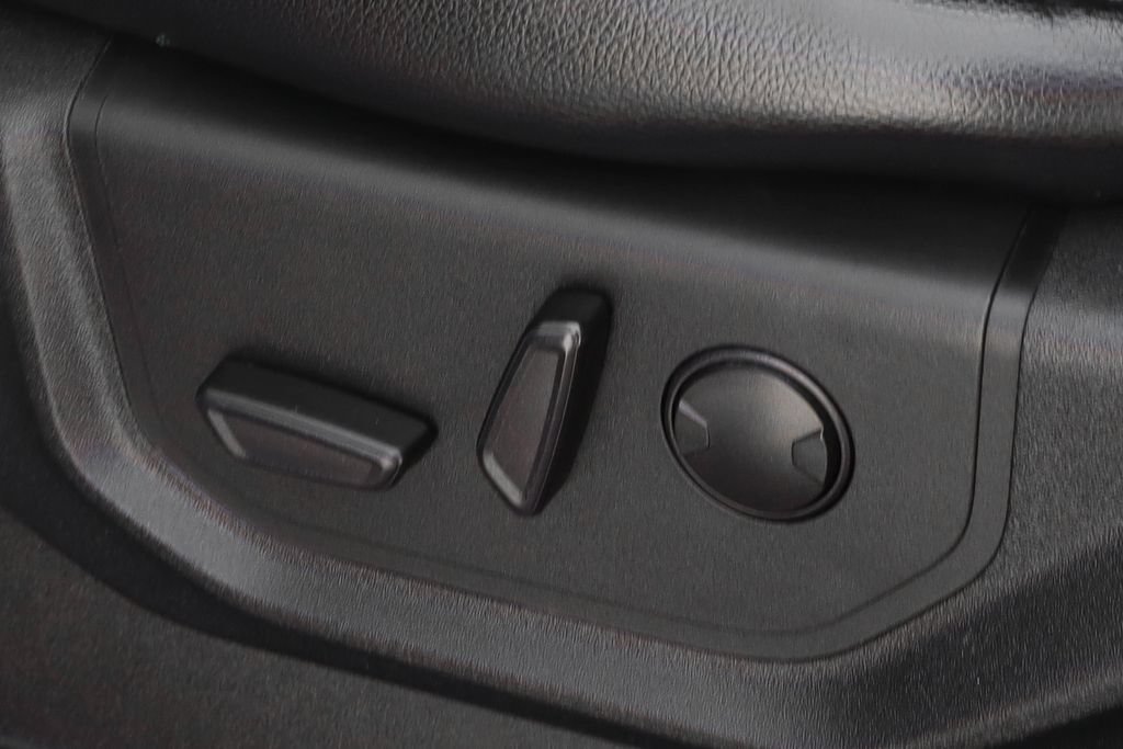 Used 2020 Ford F250 Lariat AWD/4WD image 23