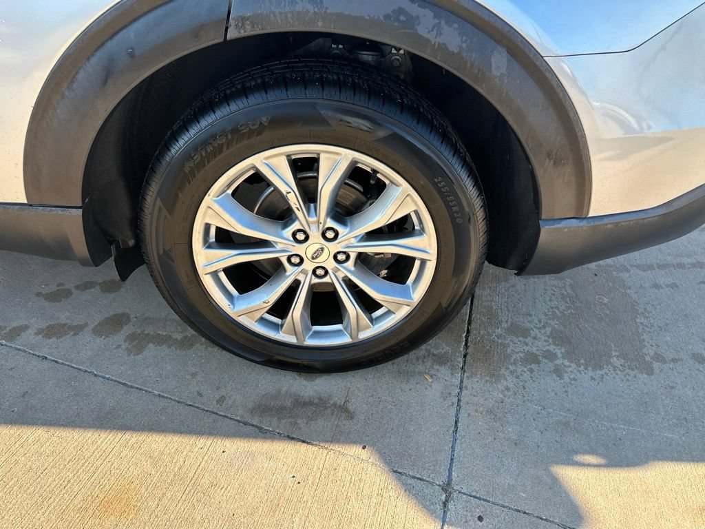 Used 2020 Ford Explorer Limited RWD image 9