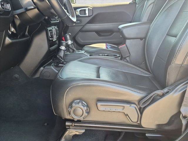 Used 2022 Jeep Gladiator Overland w/ Popular Equipment Package AWD/4WD image 23