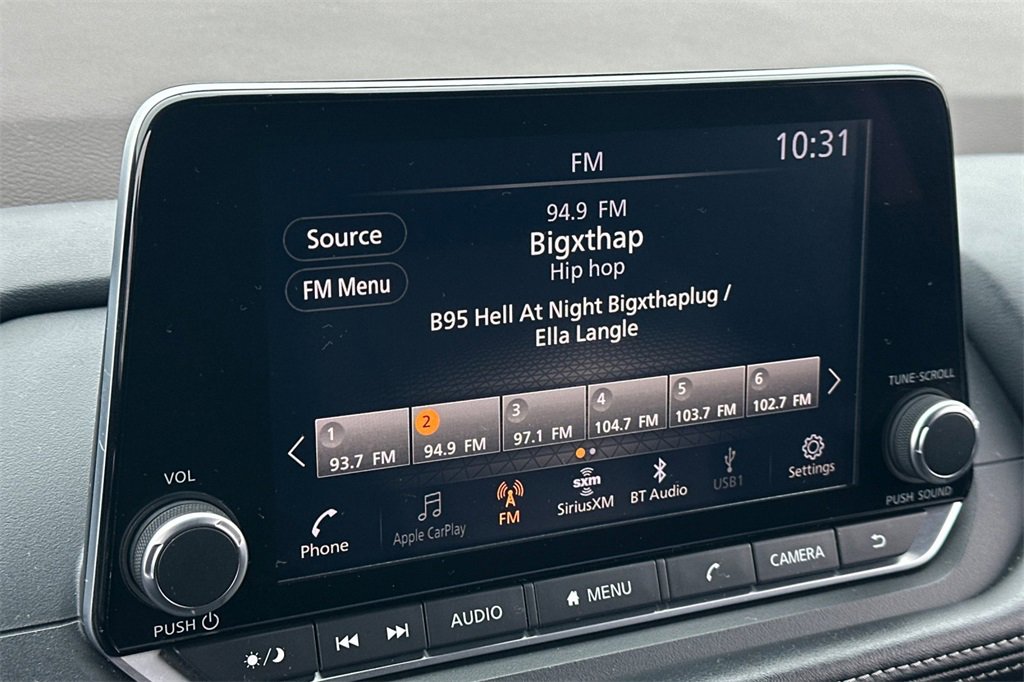 Used 2023 Nissan Rogue SV image 22