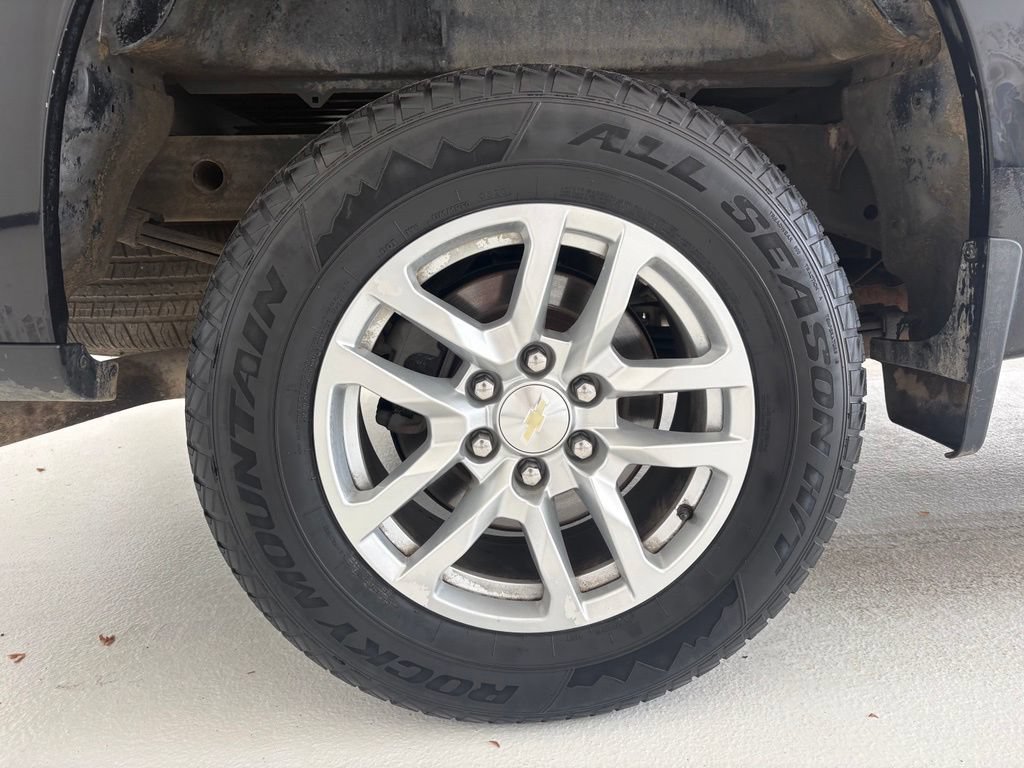 Used 2021 Chevrolet Silverado 1500 LT AWD/4WD image 20