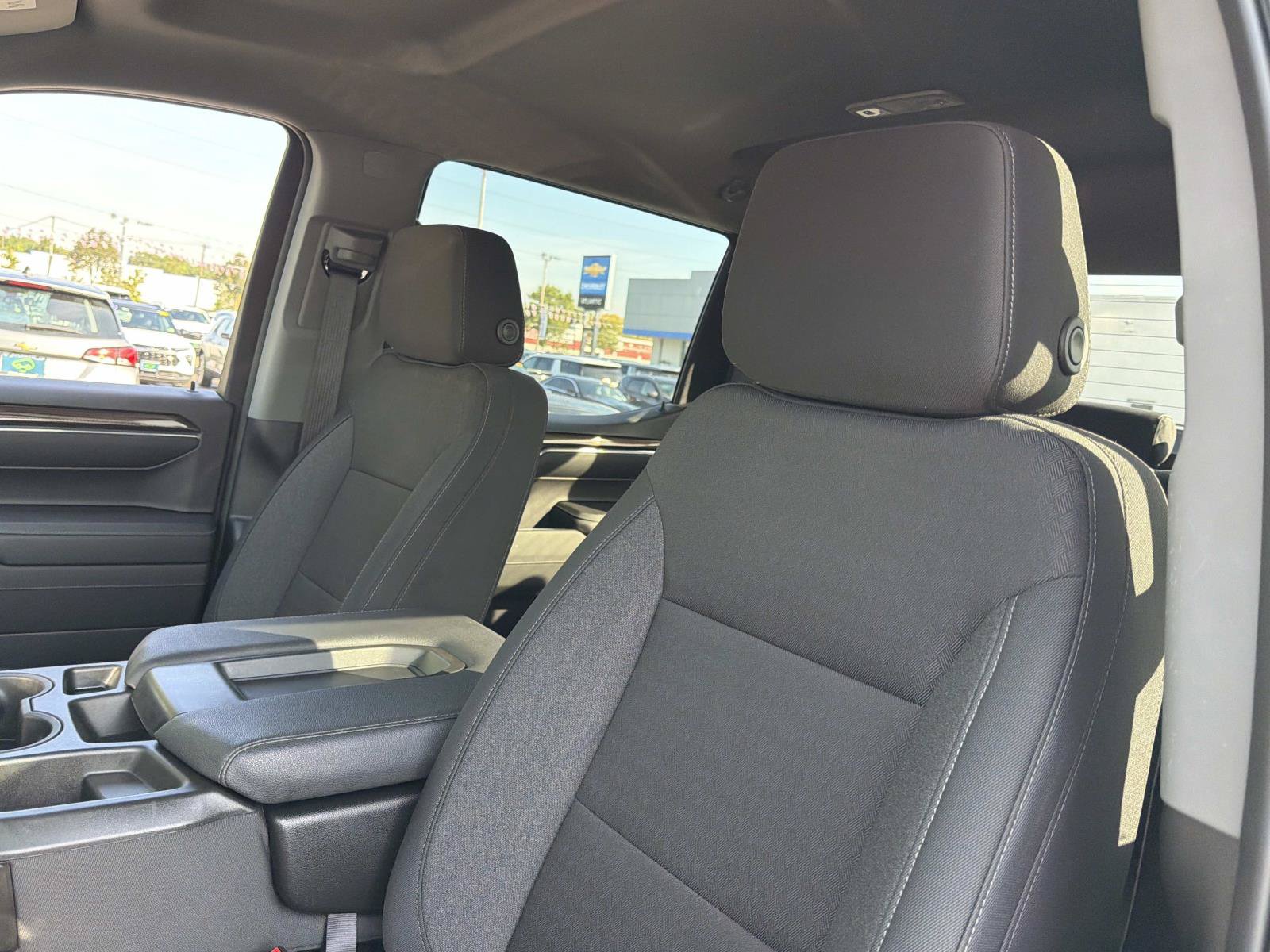 Used 2023 Chevrolet Silverado 1500 RST w/ Z71 Off-Road Package AWD/4WD image 18