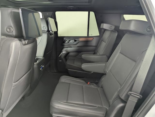 Used 2025 GMC Yukon Denali w/ Denali Reserve Package AWD/4WD image 16