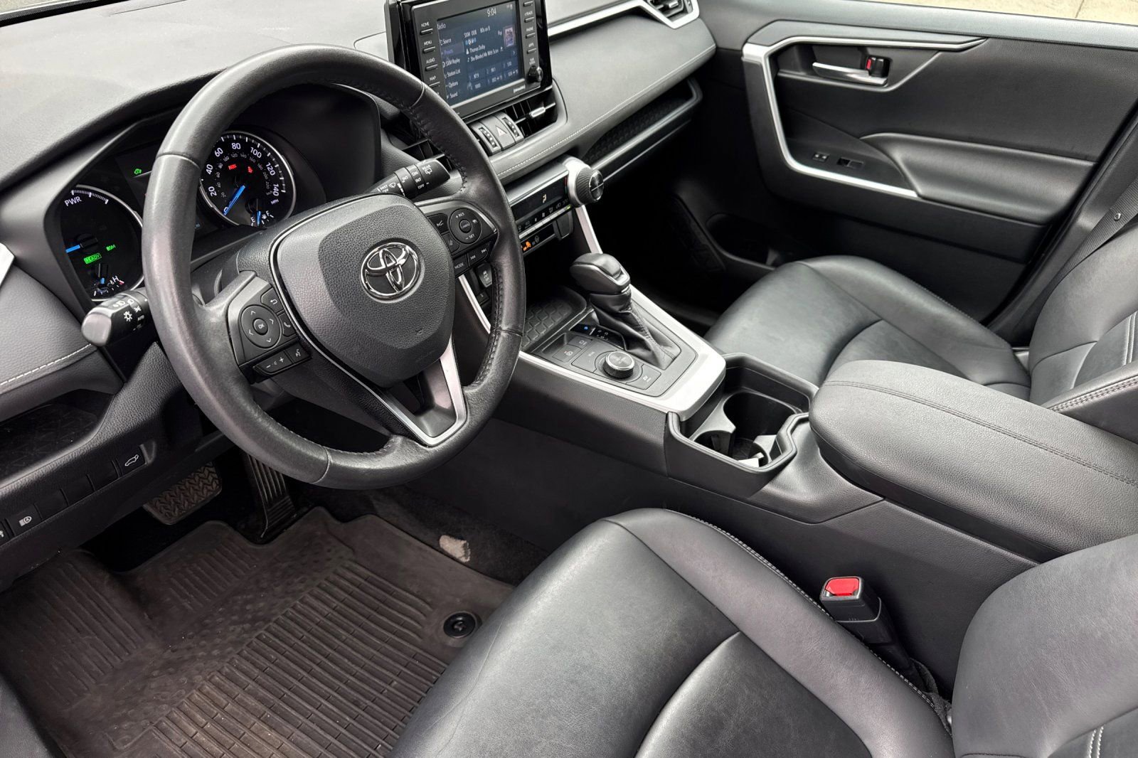 Used 2021 Toyota RAV4 XLE Premium AWD/4WD image 12