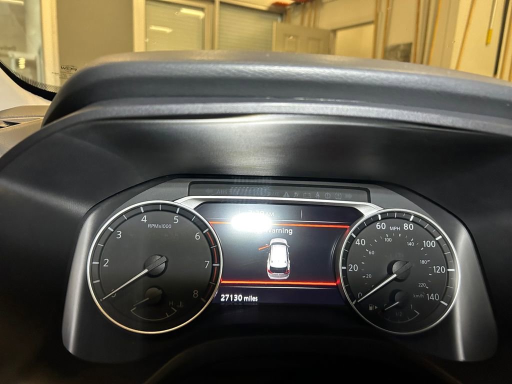Used 2025 Nissan Rogue SV AWD/4WD image 24